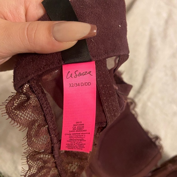 LaSenza Lace Burgundy Bra - Picture 2 of 2